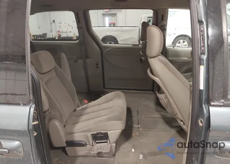 2005 Dodge Grand Caravan Sxt z USA, uszkodzony, nr VIN 2D4GP44L65R540619